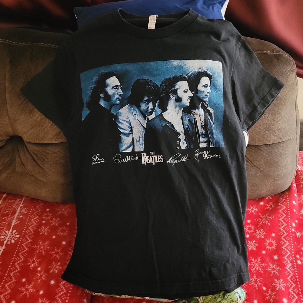 The Beatles signatures t shirt